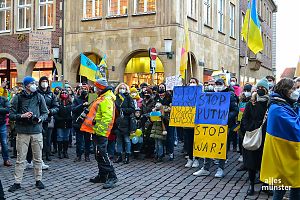 Am 25. Februar demonstrierten rund 3.500 Münsteraner "für Frieden und gegen die russische Aggression". (Foto: Sonja Rohe / ALLES MÜNSTER)