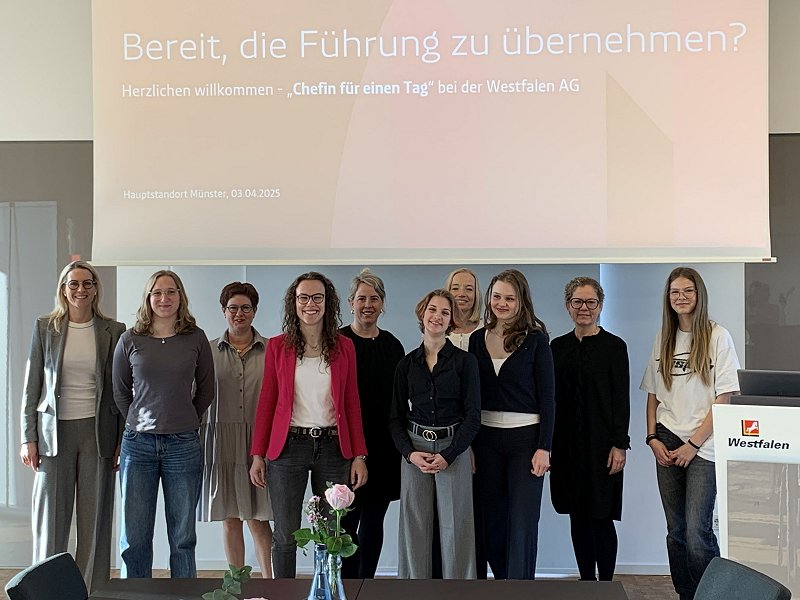Fünf Schülerinnen waren Chefin für 1 Tag